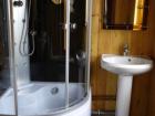 Nabaimar, guest house 3, toilet and shower in the room
